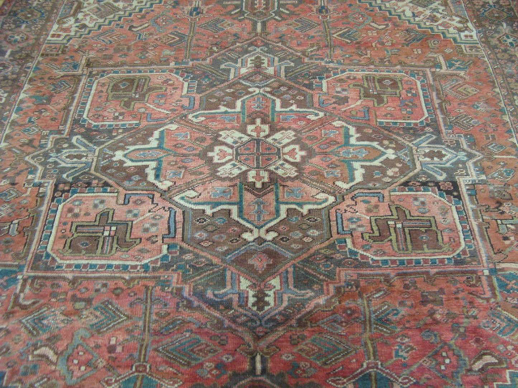 8' 2" x 11' 5" Persian Heriz Rug image 8