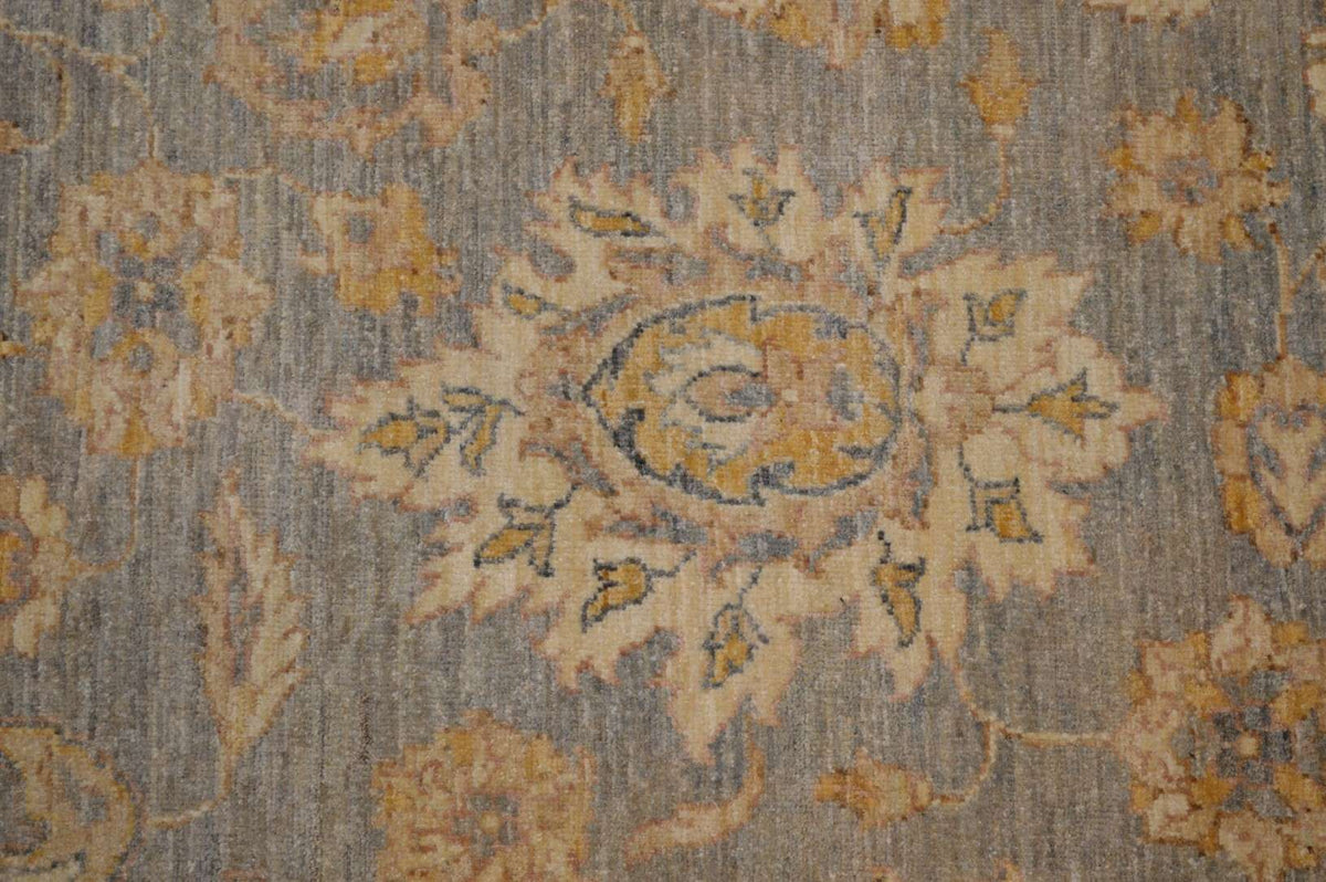 8' 0" x 10' 0" Pakistan Oushak Rug image 3