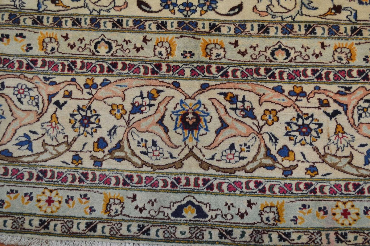 11' 3" x 13' 5" Persian Tabriz Rug image 8