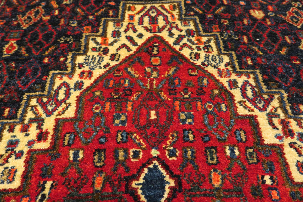 2' 2" x 3' 2" Persian Sanandaj Rug image 9