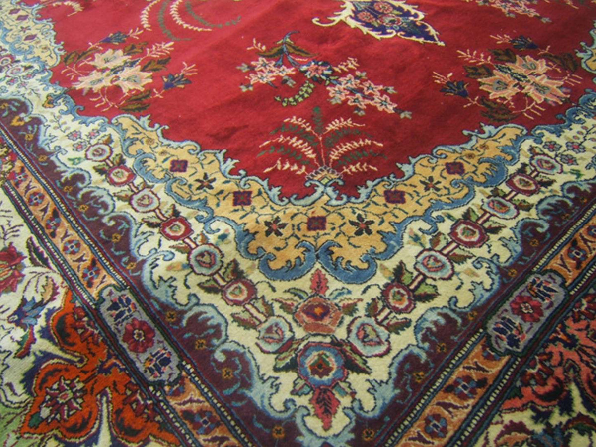 10' 6" x 15' 1" Persian Tabriz Rug image 2