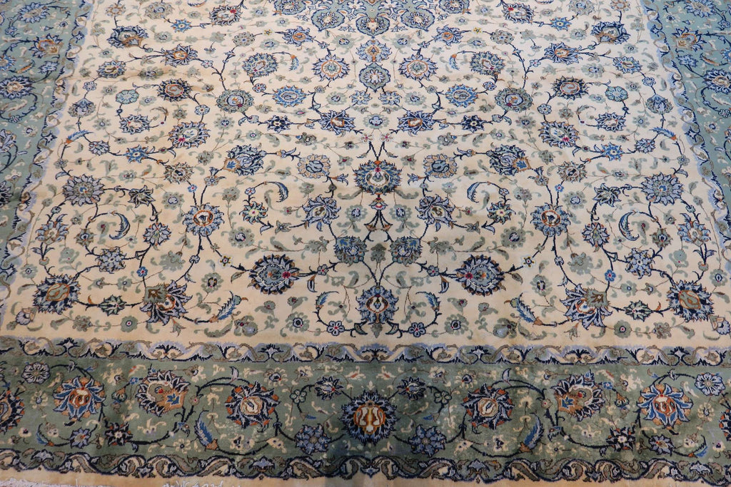 9' 7" x 13' 1" Persian Kashan Rug image 3