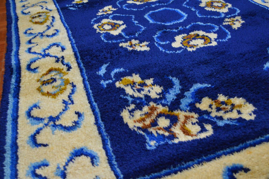5' 0" x 7' 8" USA Contemporary Rug image 4