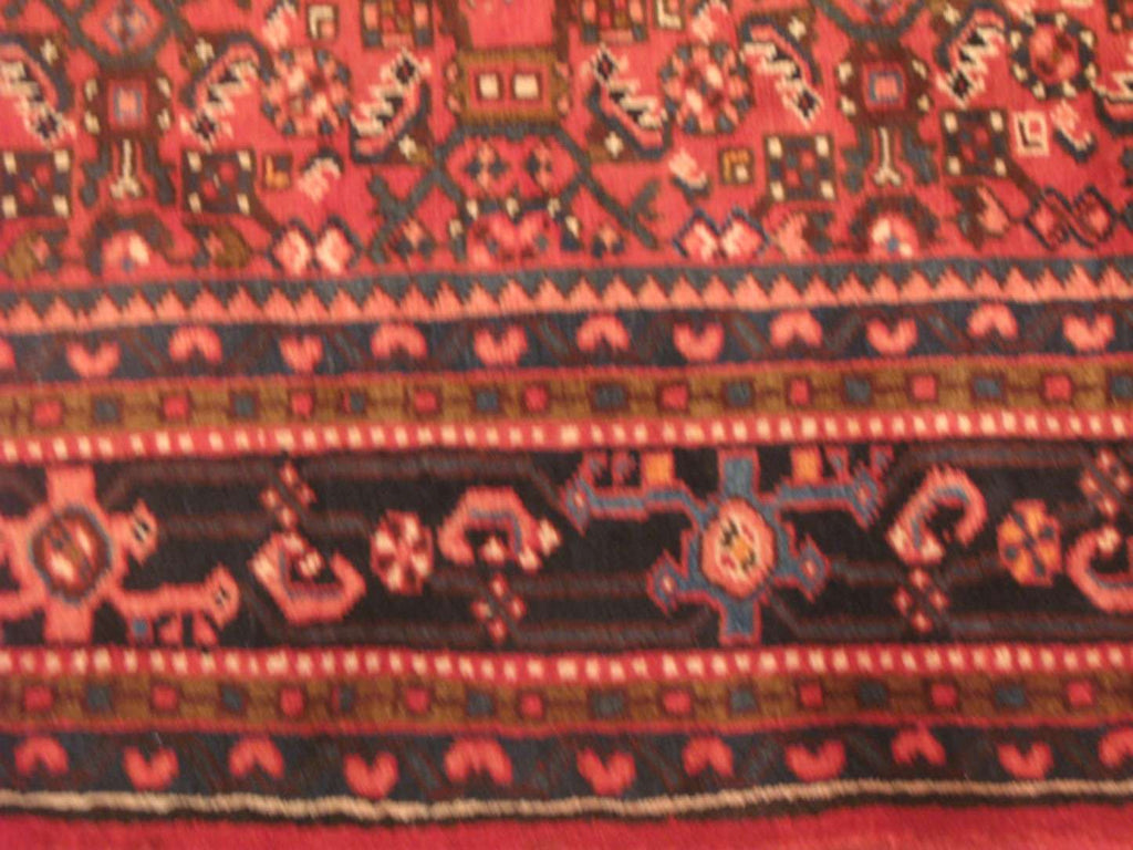 5' 0" x 9' 1" Persian Hosseinabad Rug image 3