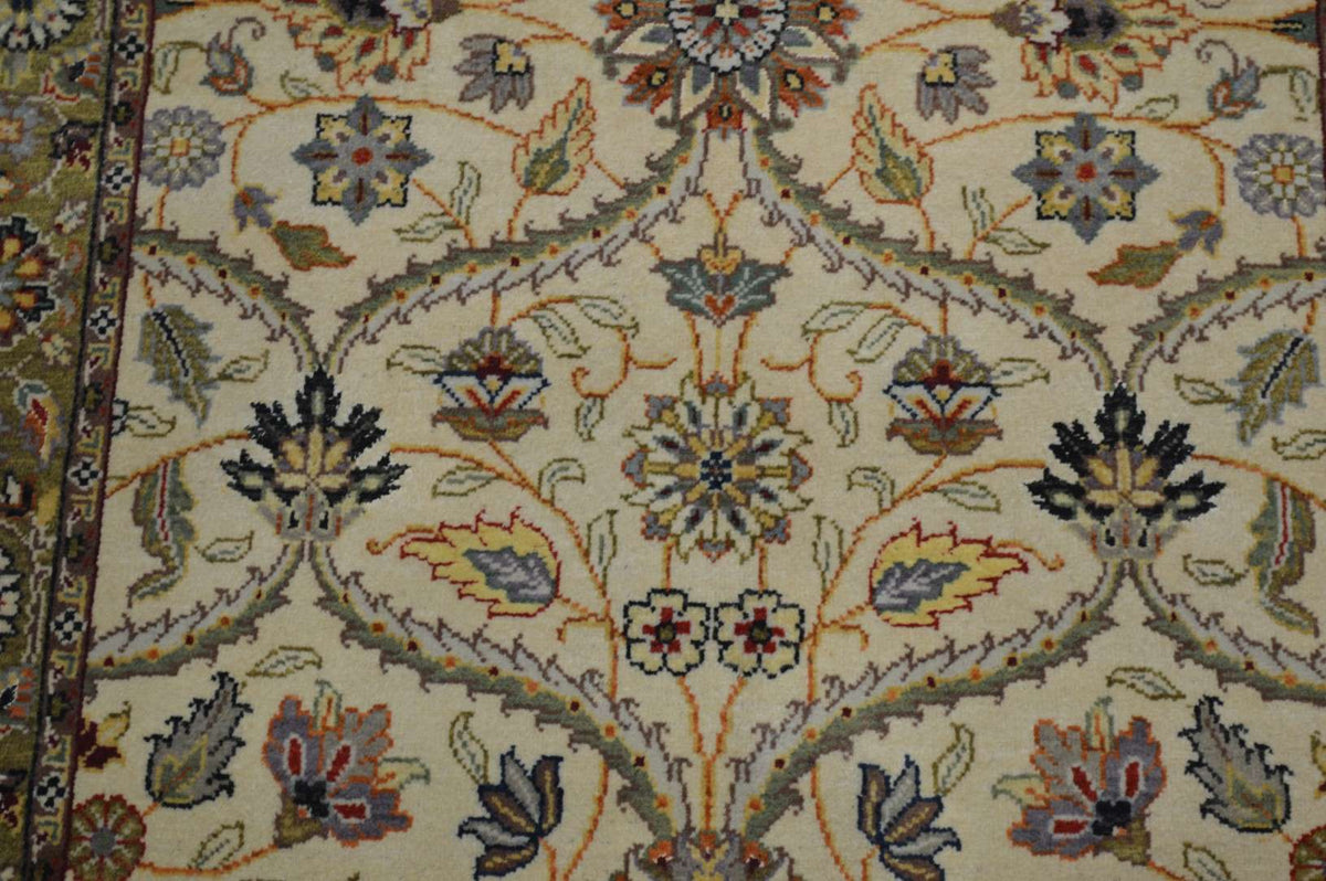 3' 0" x 8' 0" India Agra Runner image 1