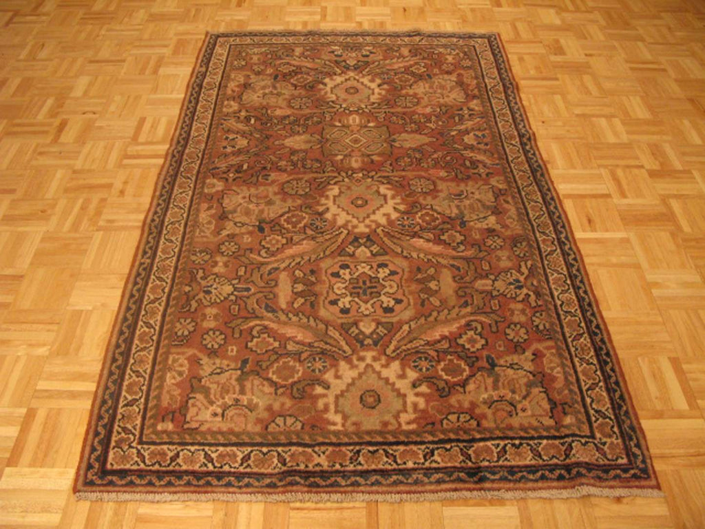 4' 0" x 7' 0" Vintage Mahal Rug image 1