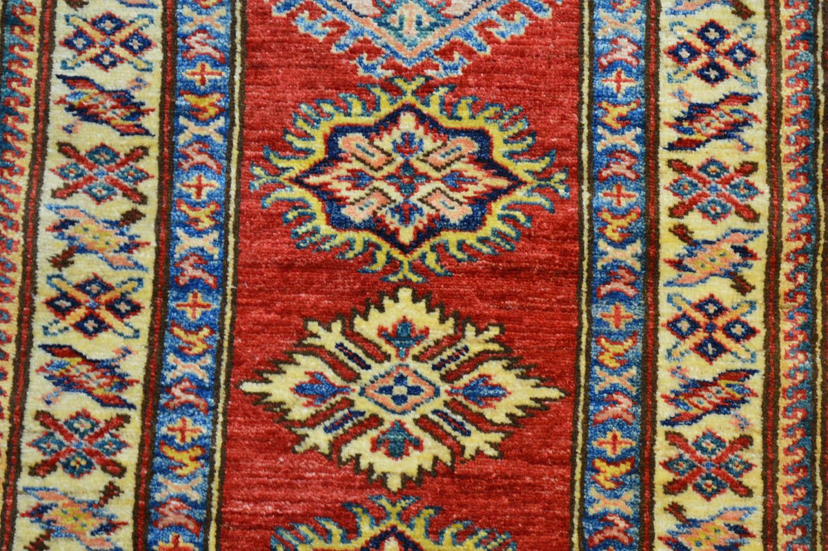 2' 0" x 5' 6" Pakistan Kazak Runner image 2