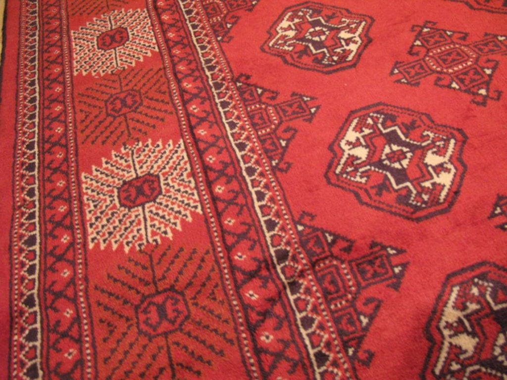 6' 9" x 10' 1" Persian Turkmen Rug image 3