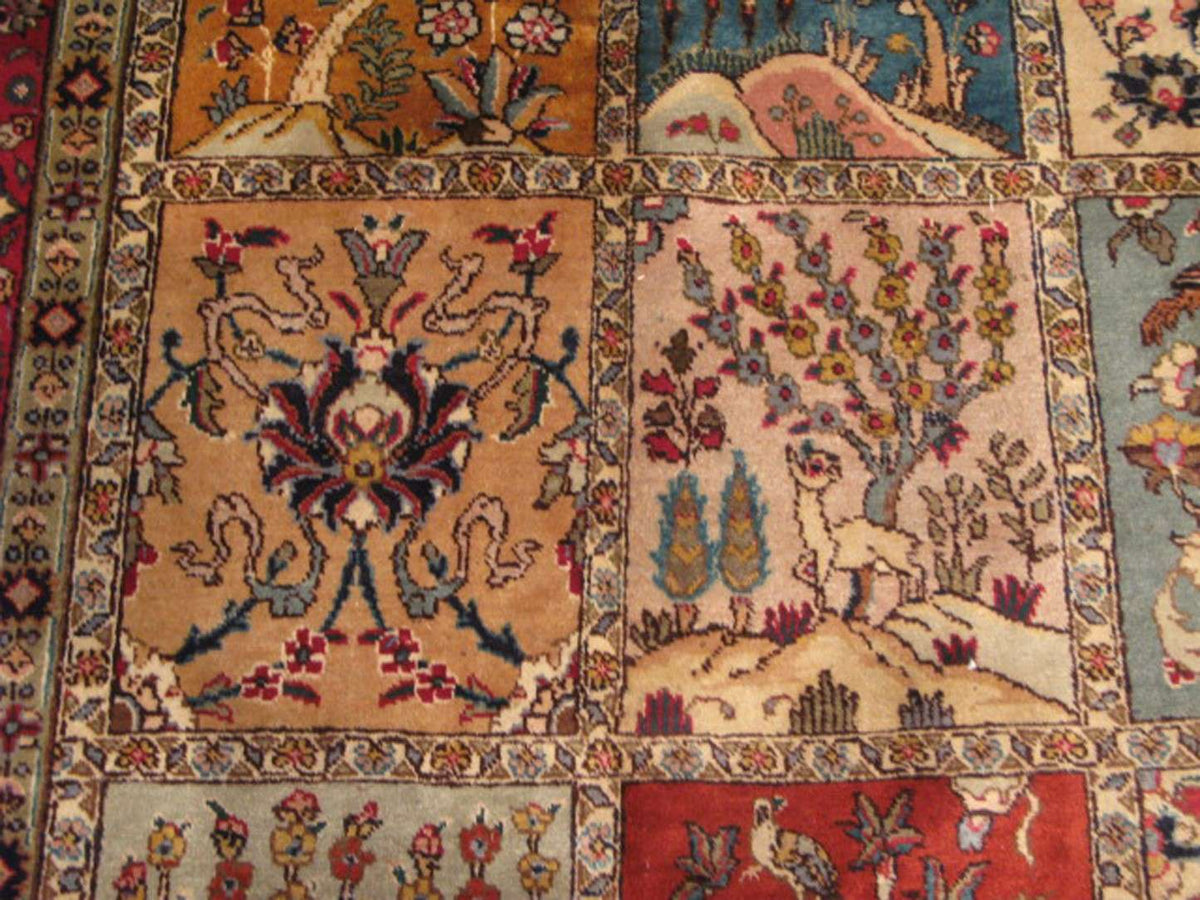 9' 7" x 11' 7" Persian Tabriz Rug image 5
