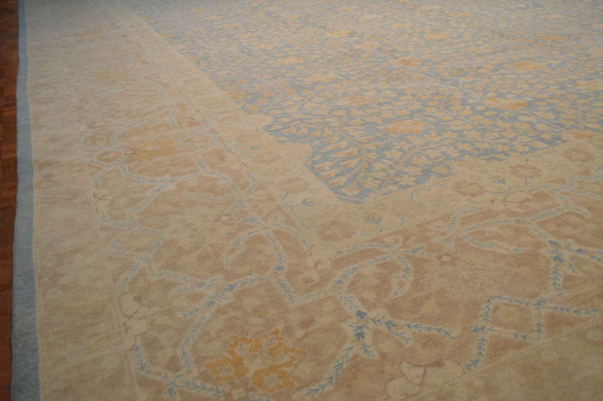 12' 1" x 17' 4" Pakistan Mogul Rug image 4