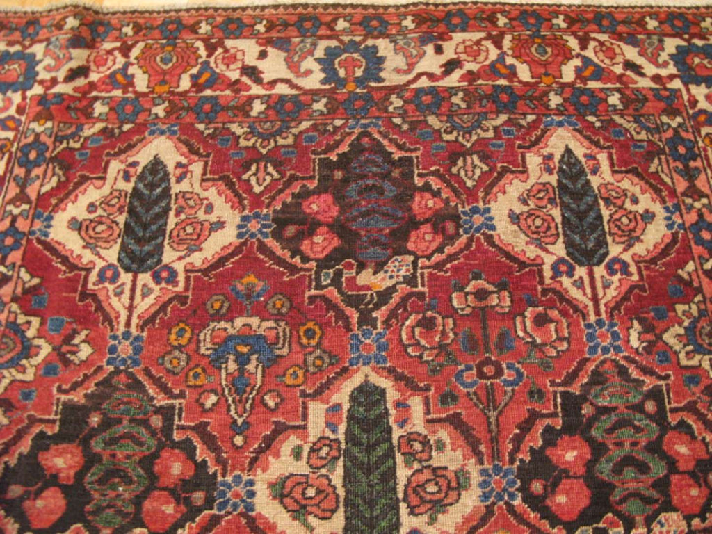 4' 1" x 6' 5" Persian Bakhtiari Rug image 6