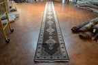 2' 6" x 30' 1" India Bijar Runner image 1