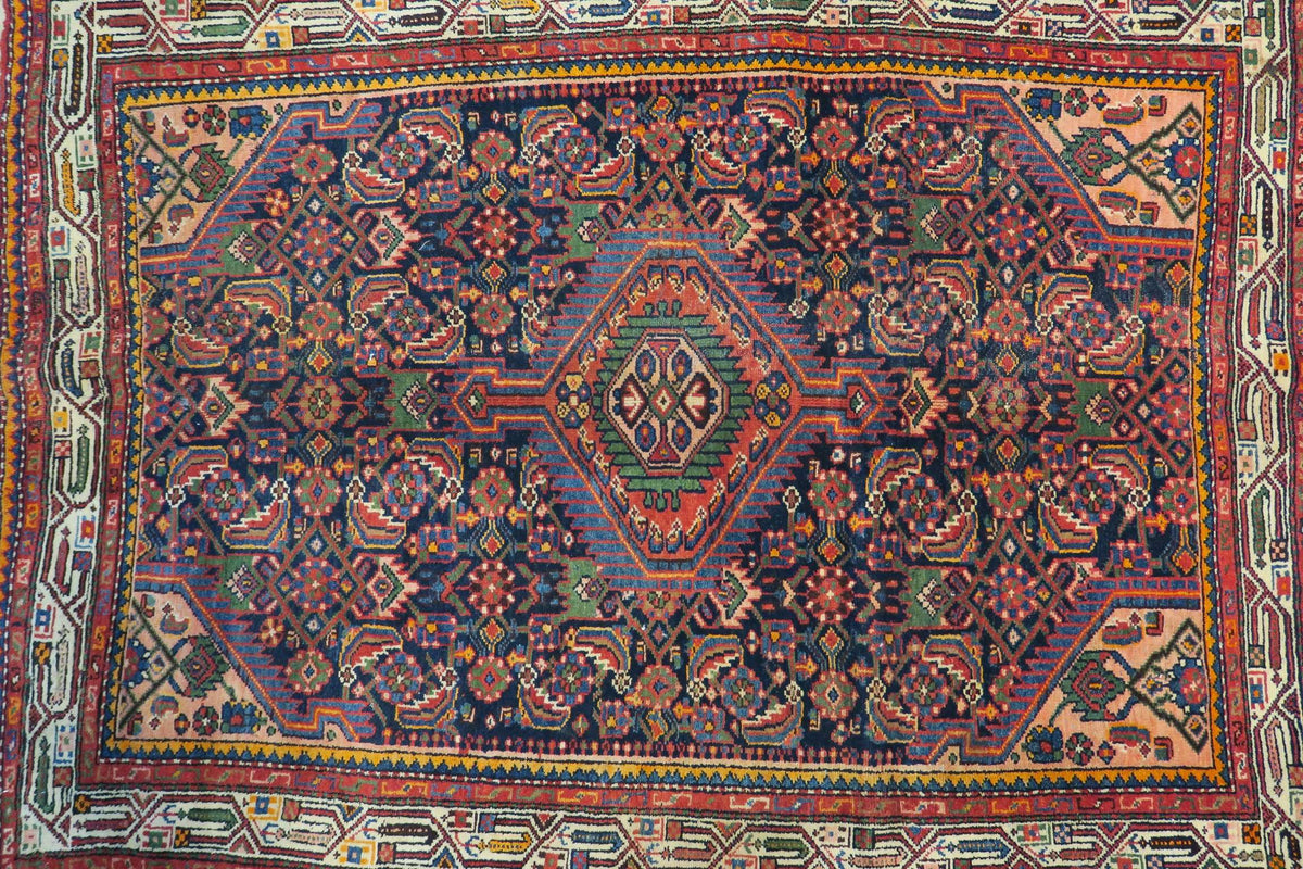 3' 7" x 5' 1" Persian Hamadan Rug image 10
