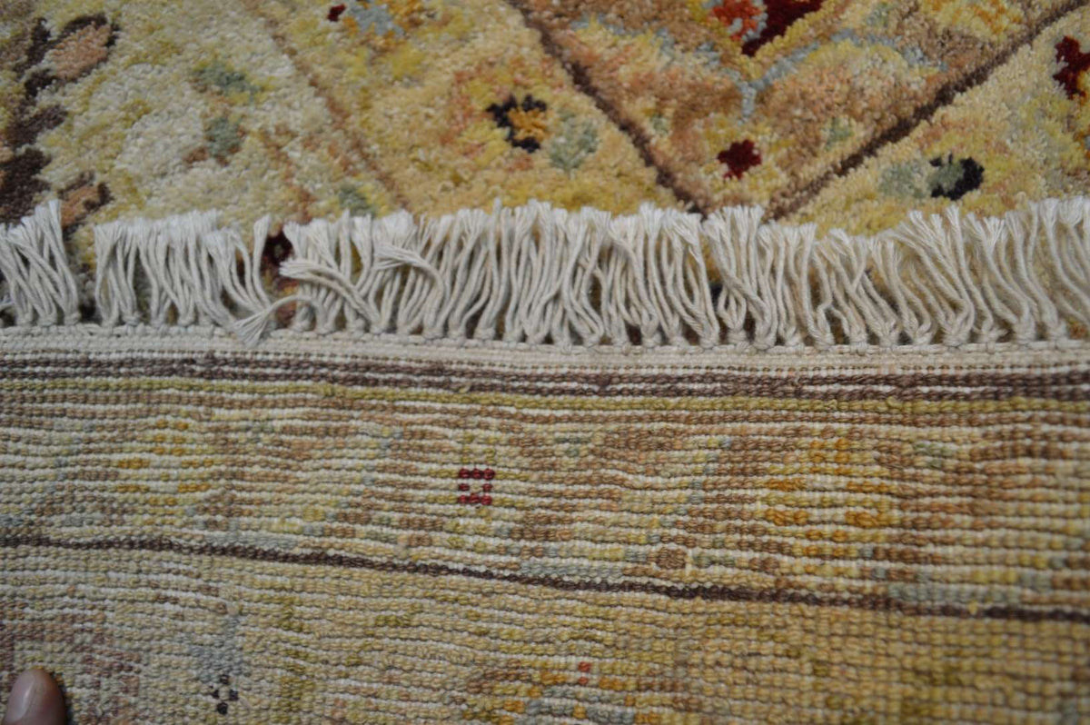 9' 2" x 12' 1" India Sultanabad Rug image 12