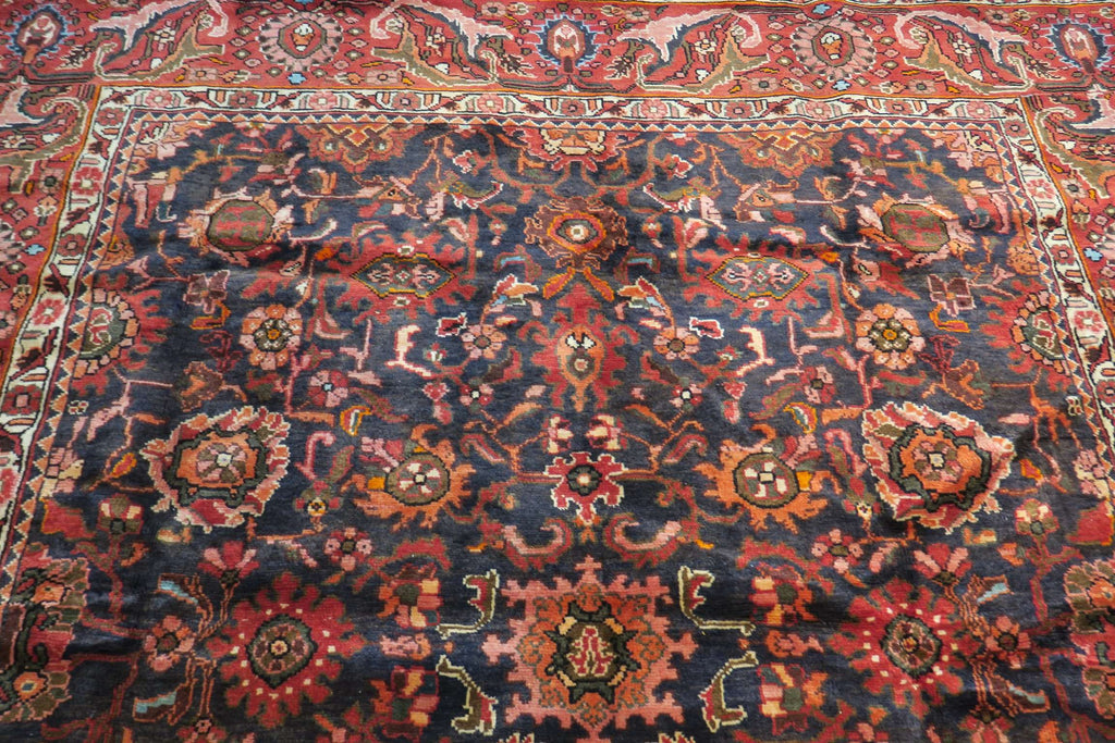 7' 4" x 10' 10" Persian Hamadan Rug image 6