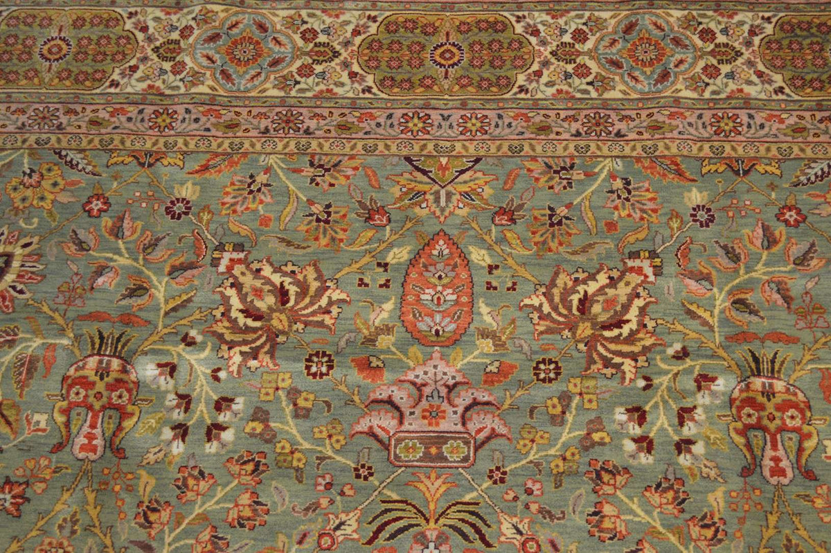 8' 1" x 10' 3" India Sultanabad Rug image 3
