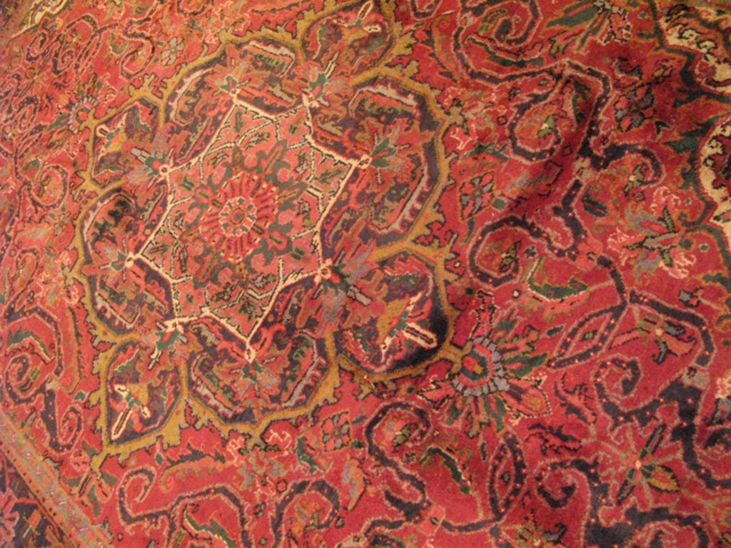 6' 2" x 9' 3" Vintage Gorovan Rug image 9
