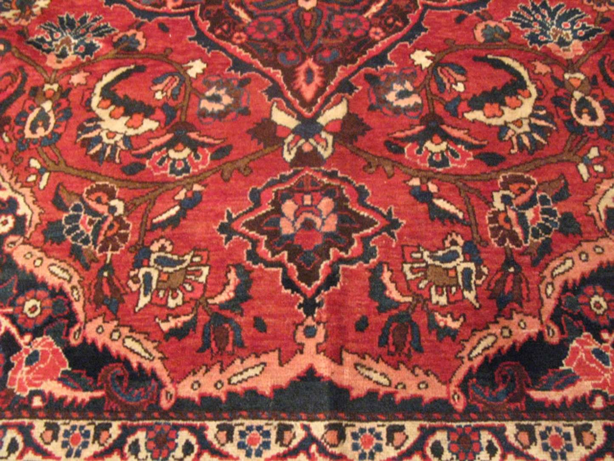 7' 0" x 10' 3" Vintage Bakhtiari Rug image 5