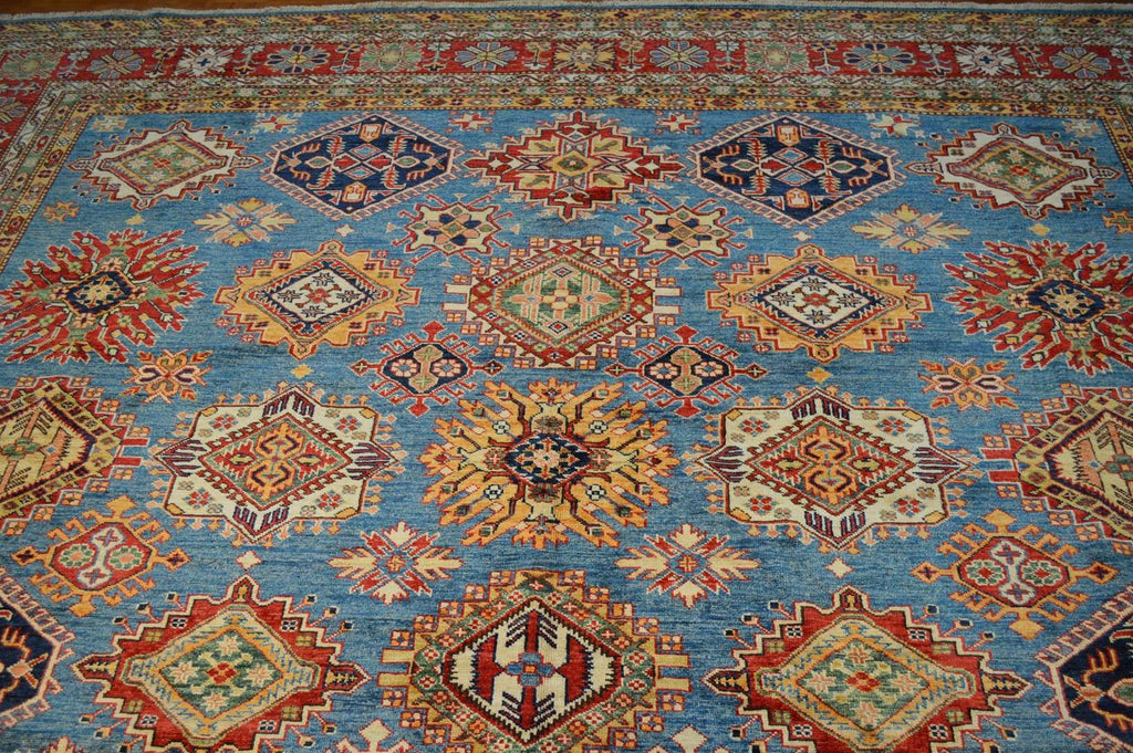 10' 2" x 13' 9" Pakistan Kazak Rug image 7