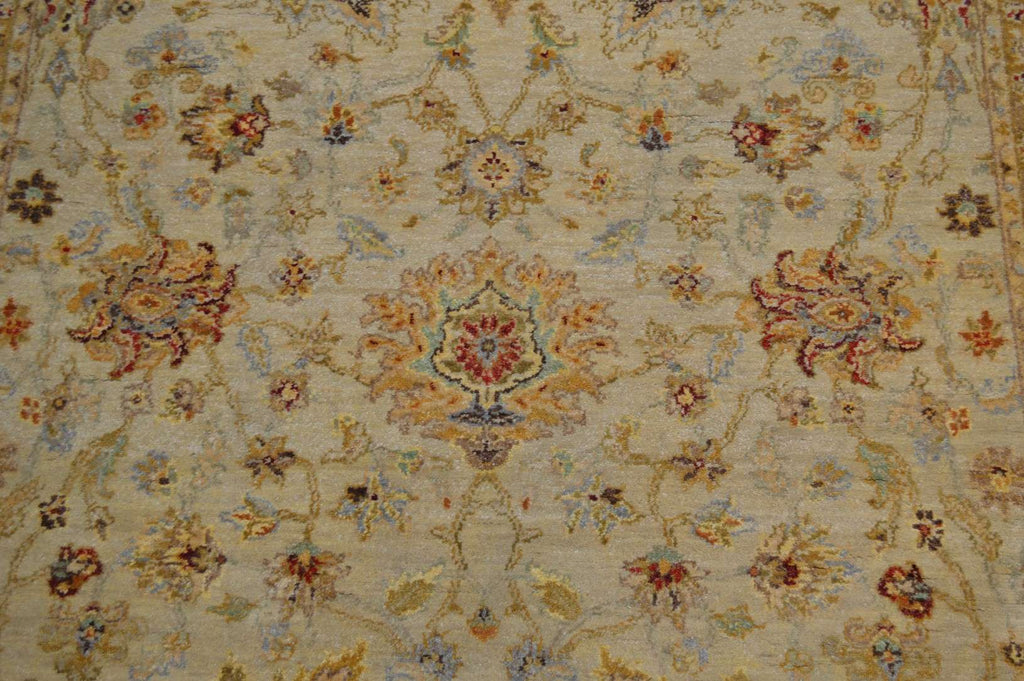 6' 2" x 9' 0" India Sultanabad Rug image 11