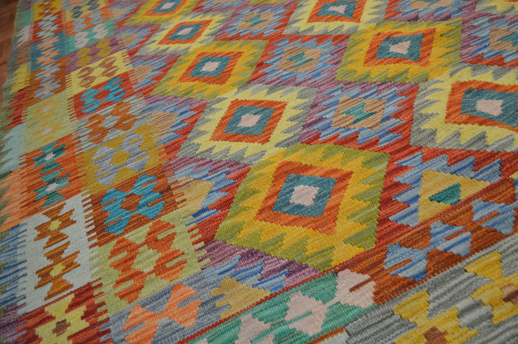 5' 7" x 8' 1" India Kilim Rug image 3
