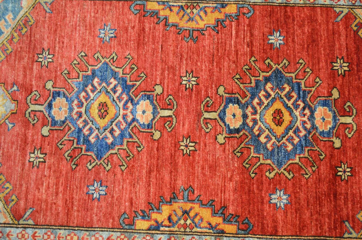 3' 5" x 5' 4" Pakistan Kazak Rug image 5