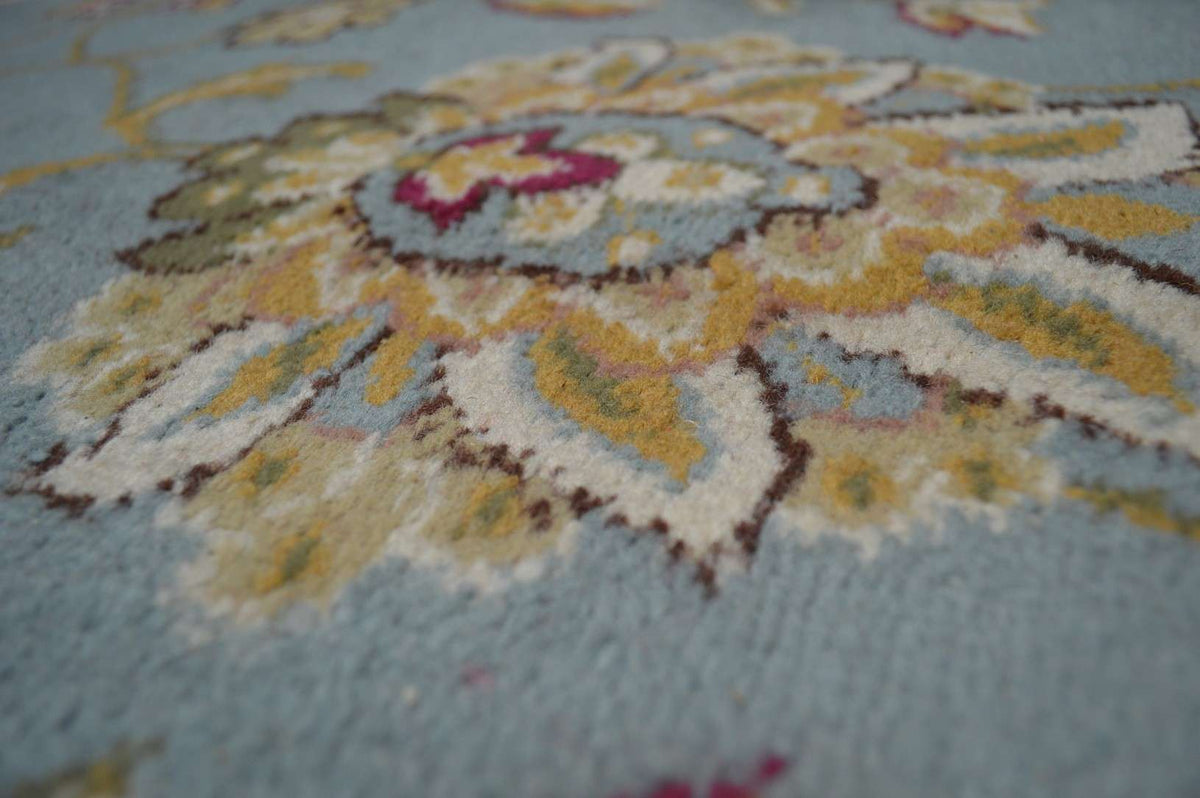 7' 6" x 9' 4" India Contemporary Rug image 9