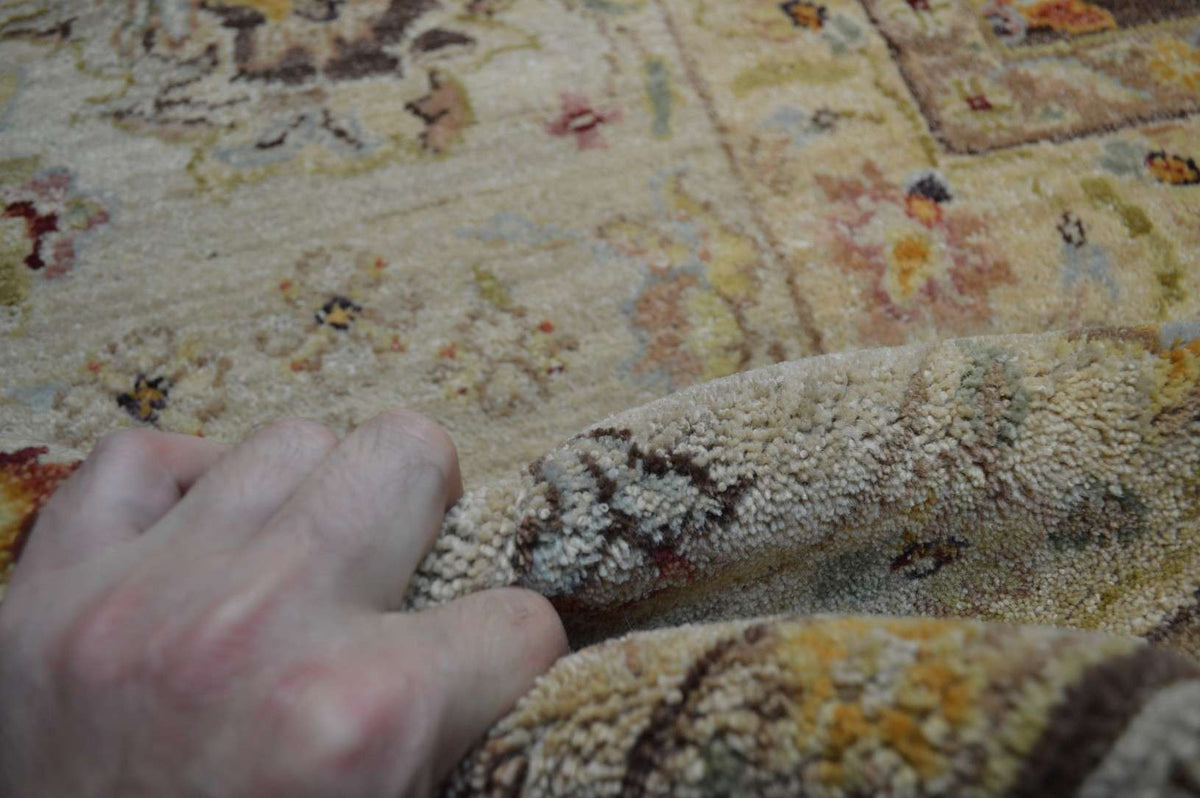 9' 9" x 14' 0" India Sultanabad Rug image 11