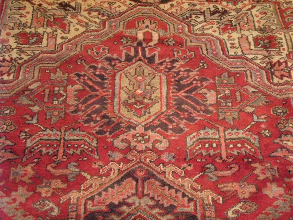 9' 3" x 11' 6" Persian Heriz Rug image 10