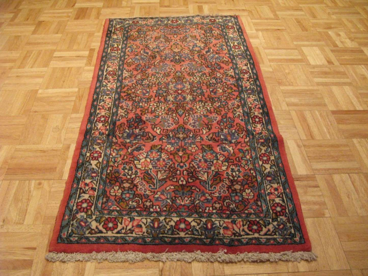 2' 2" x 4' 4" Persian Sarouk Rug image 1