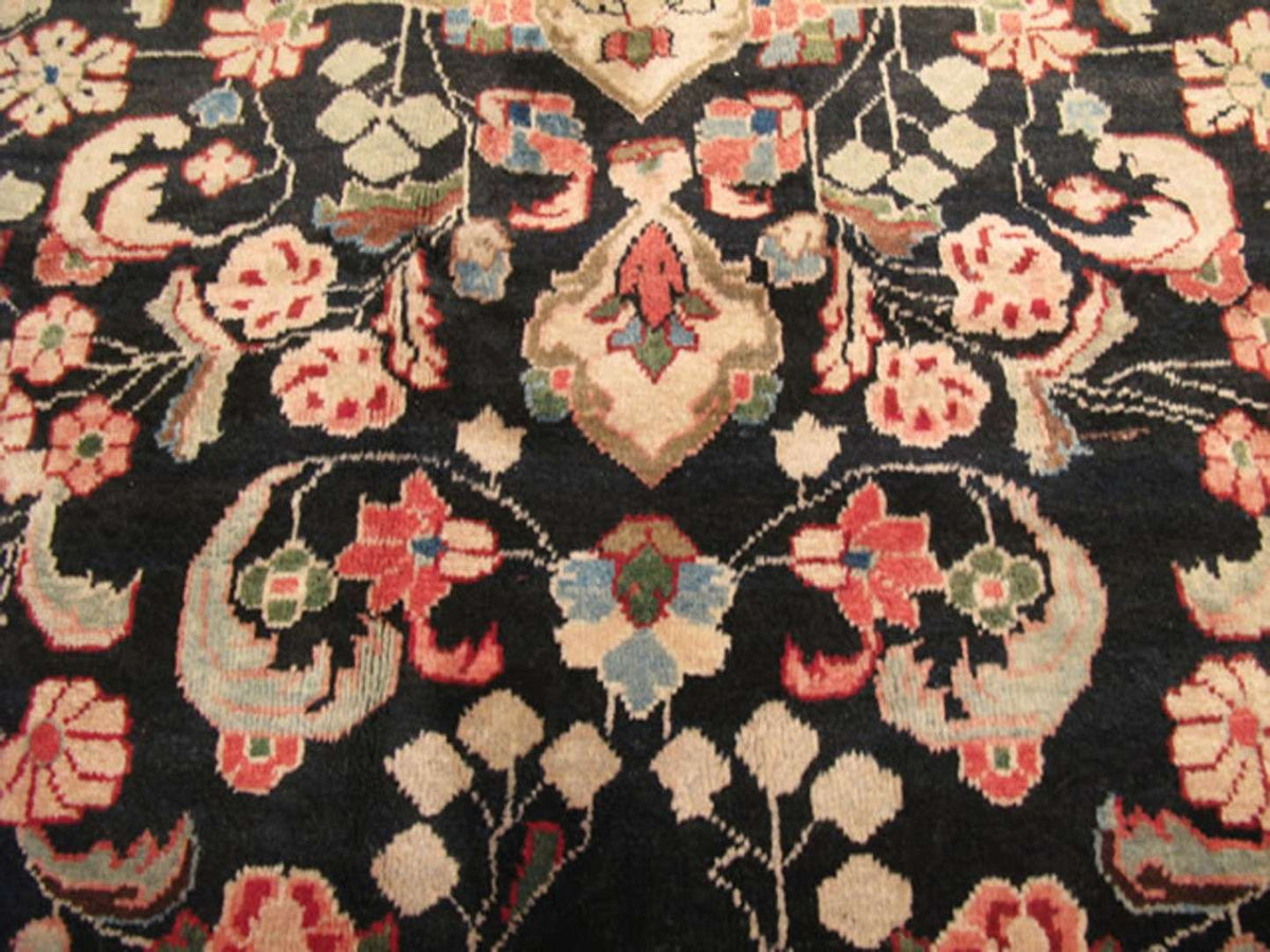 4' 9" x 7' 2" Persian Sarouk Rug image 5