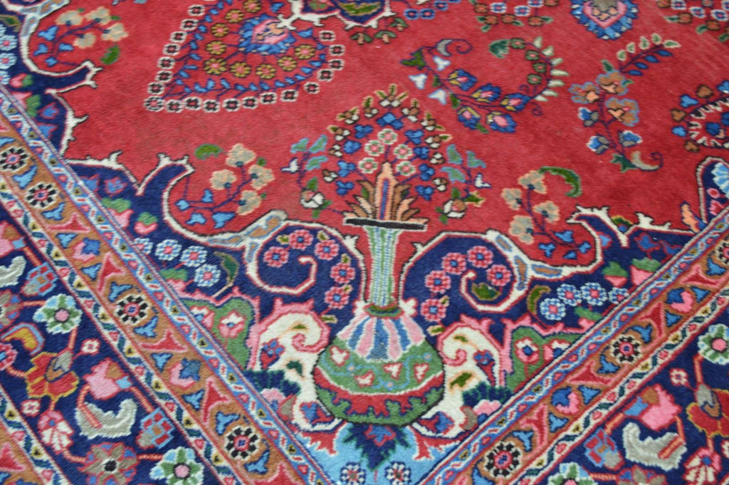 7' 8" x 11' 0" Persian Mashhad Rug image 3