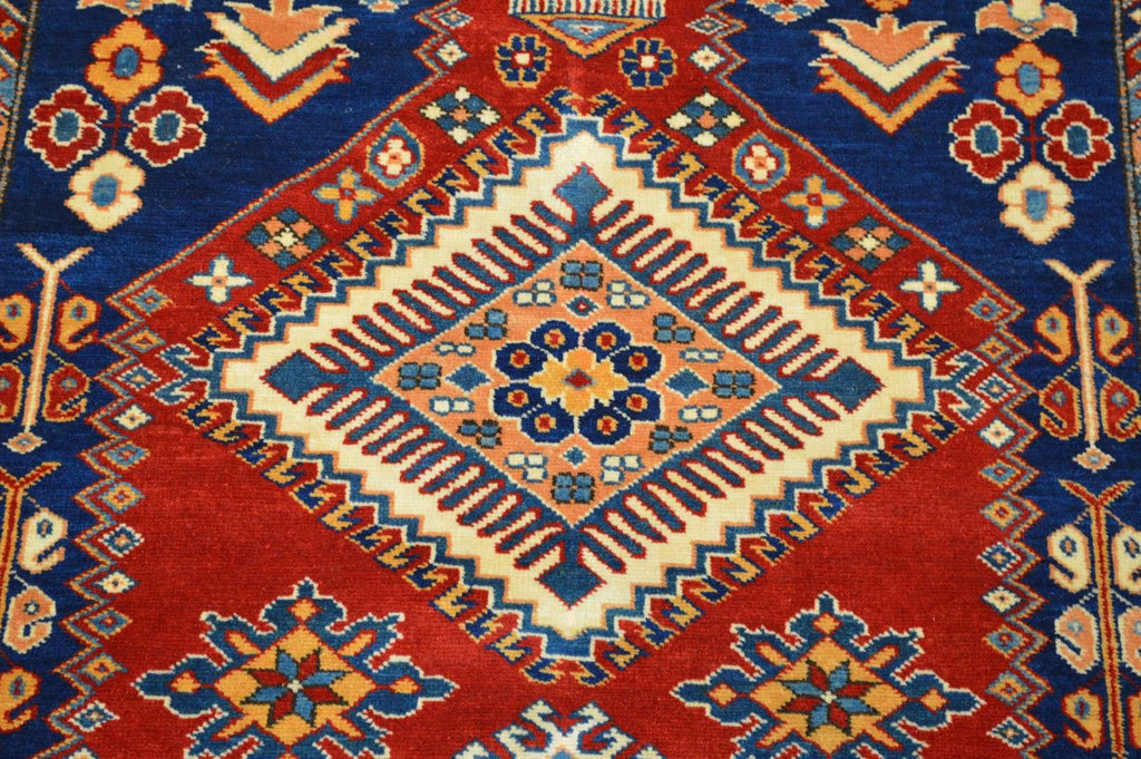 4' 2" x 6' 4" Pakistan Shirvan Rug image 5