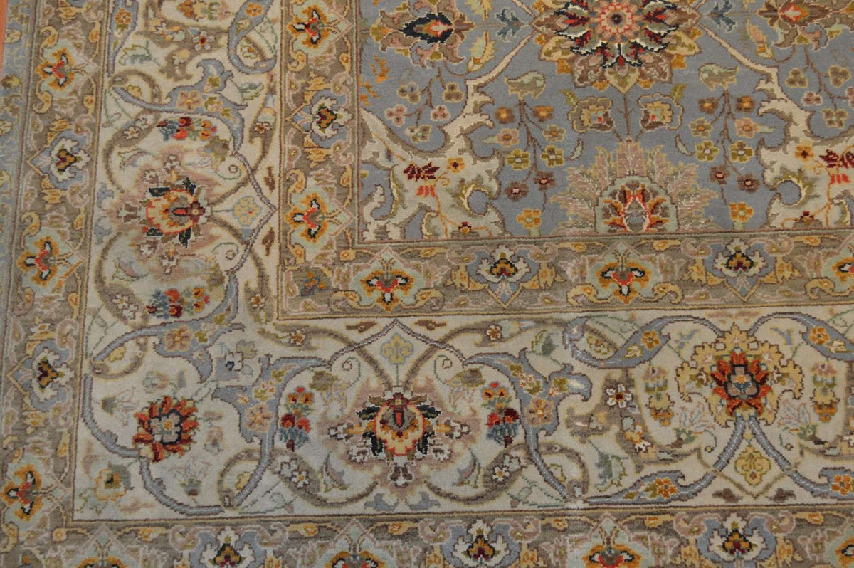 8' 0" x 8' 0" India Sultanabad Square Rug image 4