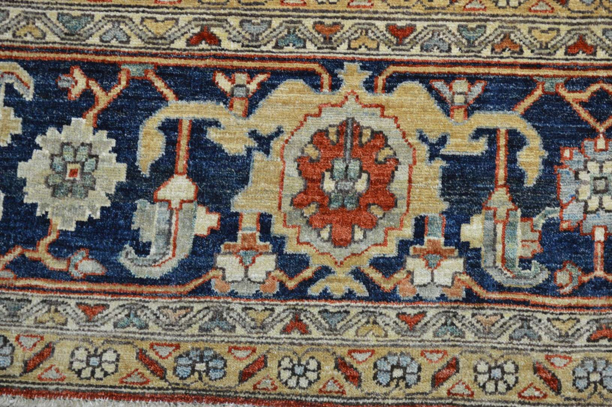 9' 0" x 11' 8" Pakistan Serapi Rug image 8