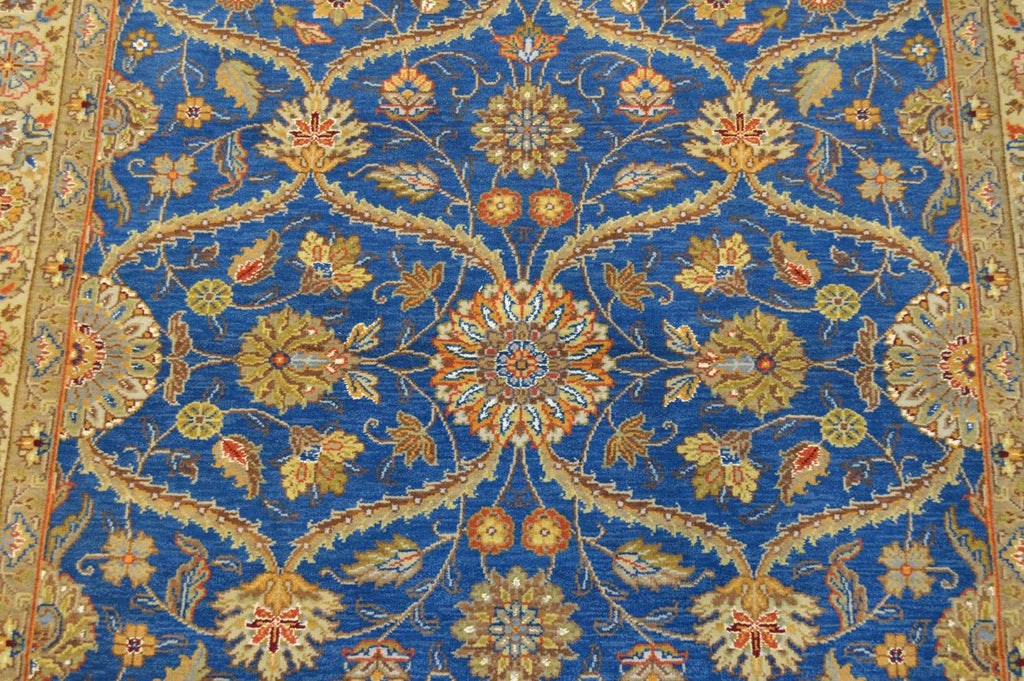 4' 2" x 4' 9" India Agra Rug image 5