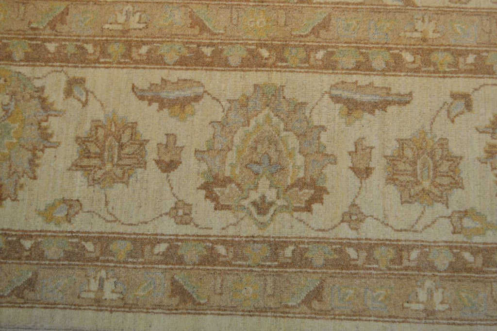 11' 6" x 14' 8" Pakistan Peshawar Rug image 6