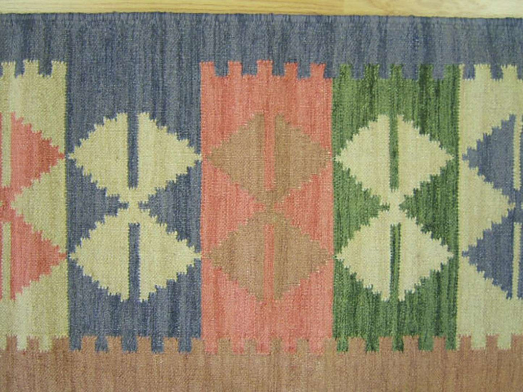 6' 5" x 8' 2" India Kilim Rug image 4