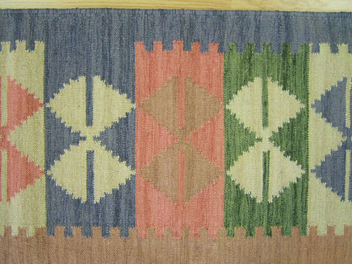 6' 5" x 8' 2" India Kilim Rug image 4