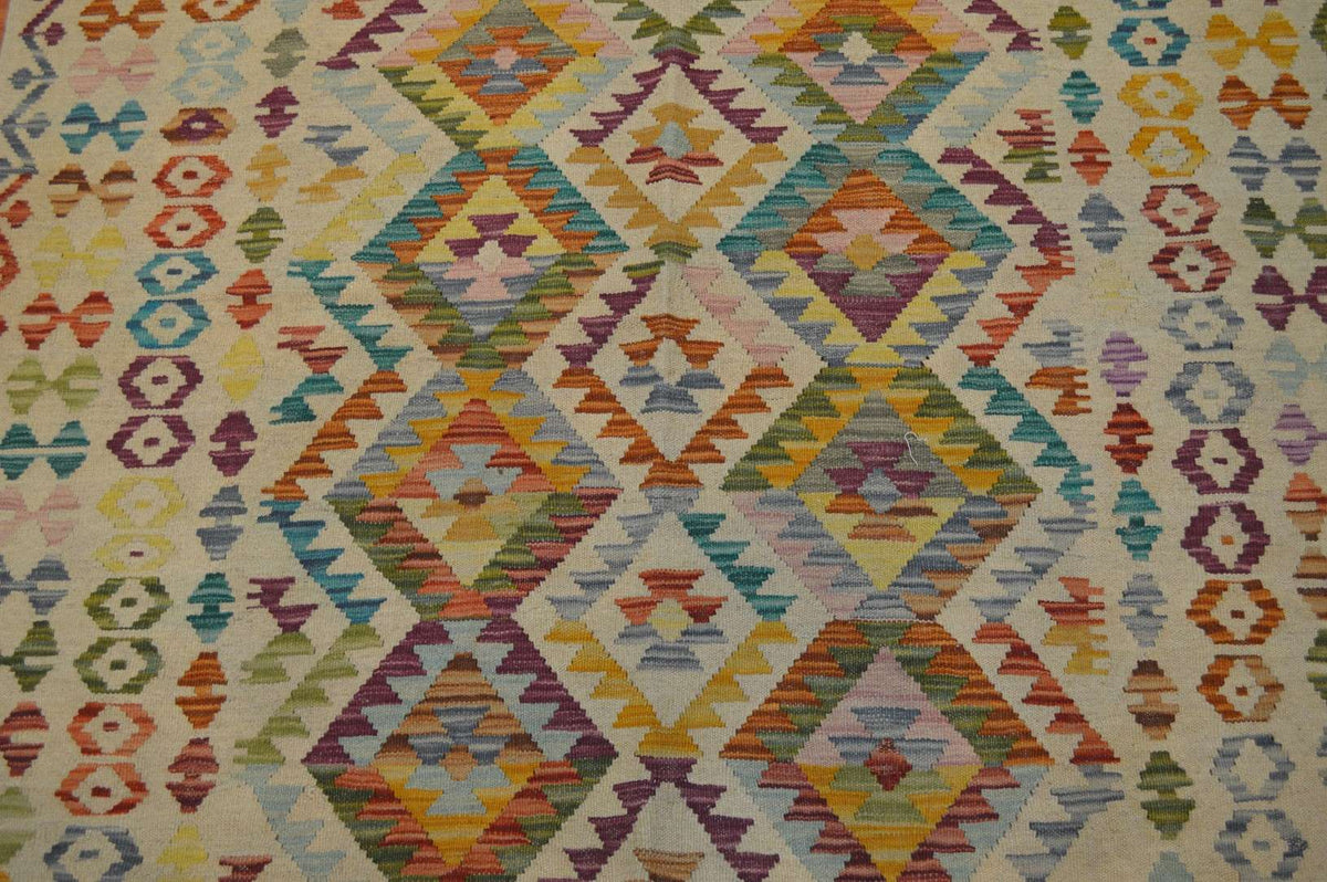 5' 1" x 6' 7" India Kilim Rug image 3