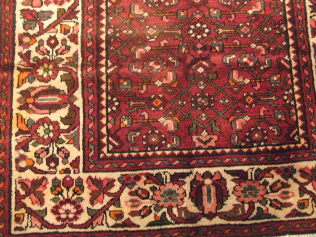 3' 4" x 9' 8" Persian Hosseinabad Runner image 10