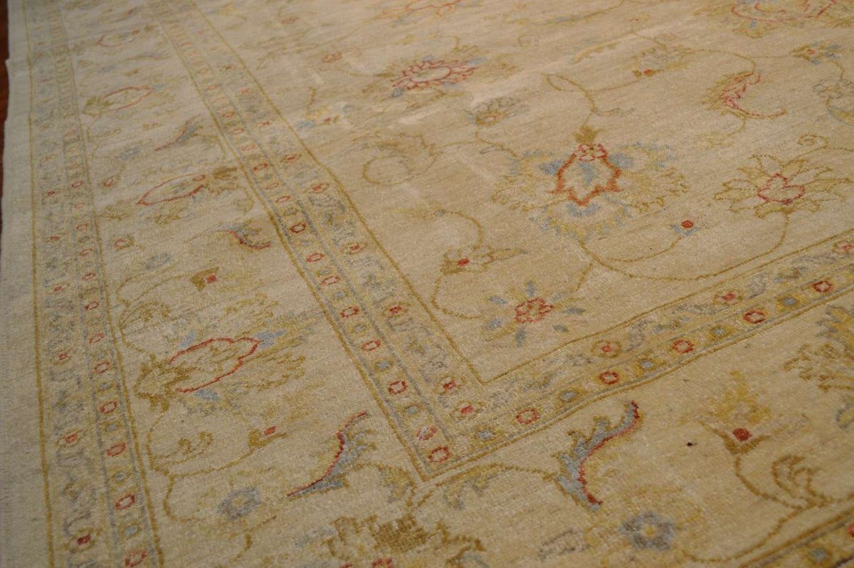 8' 1" x 9' 7" Pakistan Peshawar Rug image 3