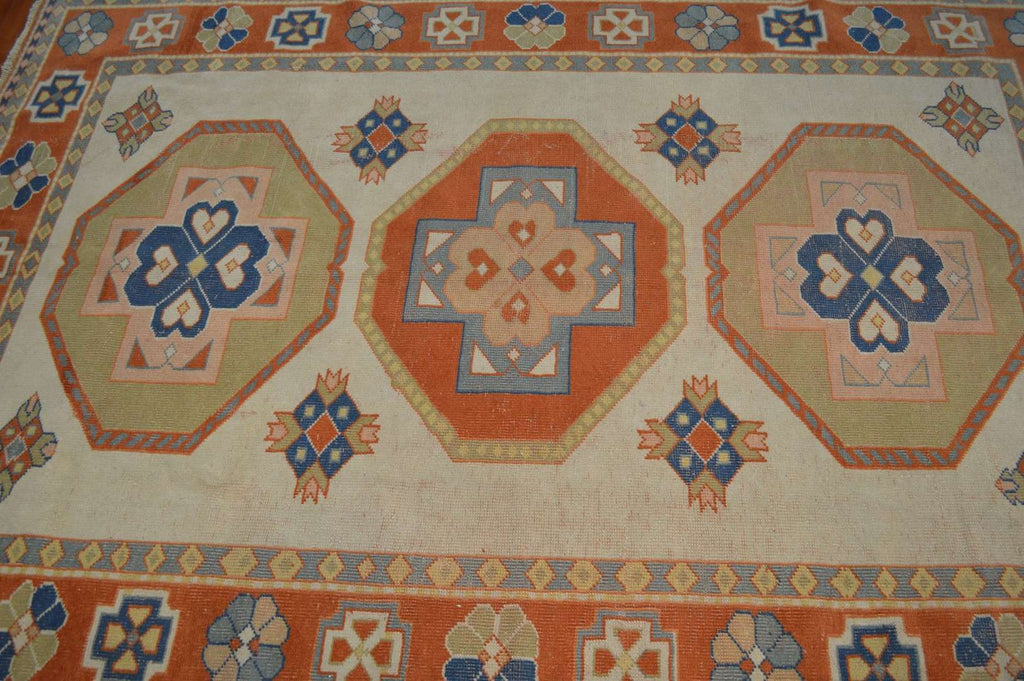 5' 7" x 8' 2" Caucasian Kazak Rug image 7