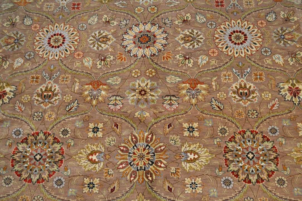 8' 9" x 11' 8" India Agra Rug image 2
