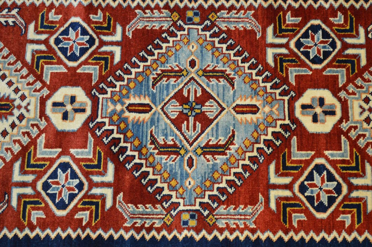 4' 3" x 6' 7" Pakistan Shirvan Rug image 9