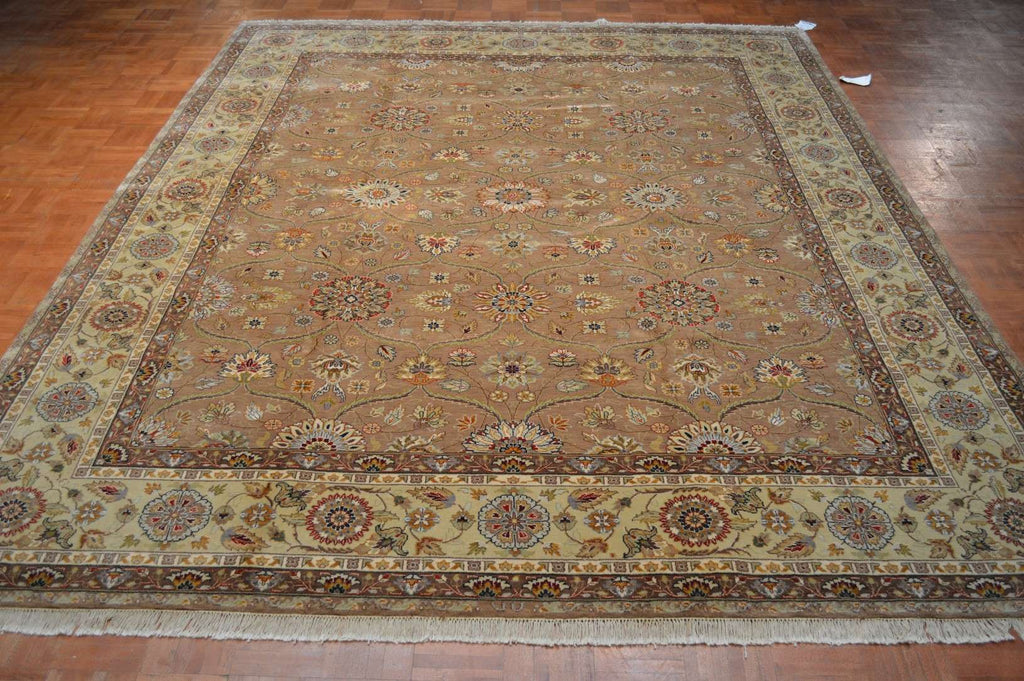 7' 8" x 9' 9" India Agra Rug image 12