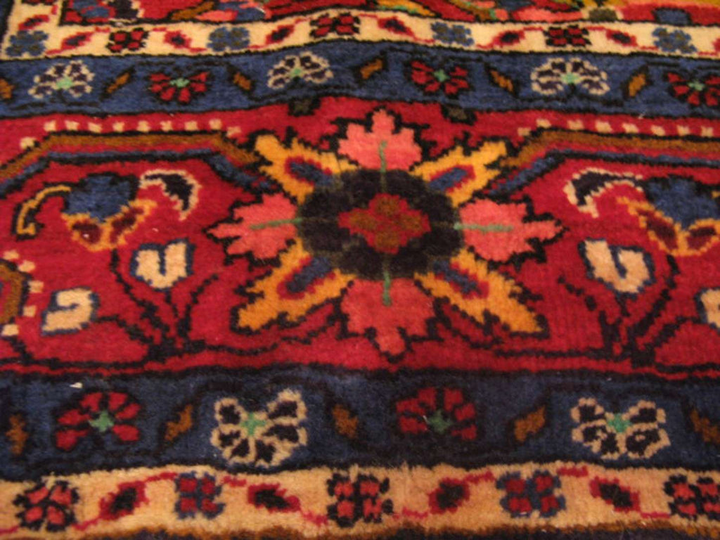 5' 3" x 10' 6" Persian Koliai Rug image 5