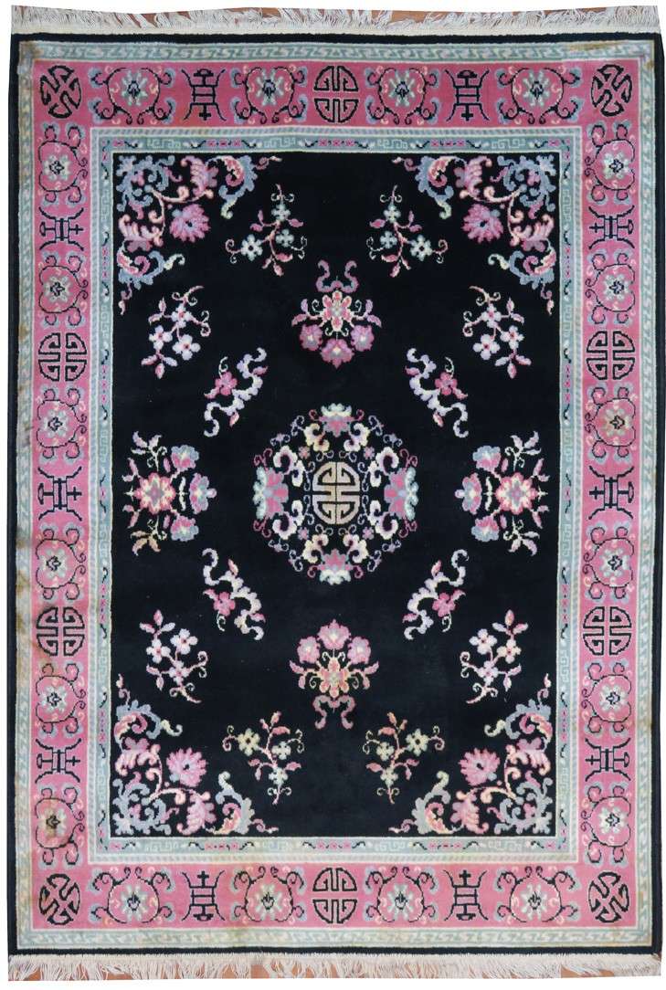 5' 5" x 8' 0" USA Contemporary Rug image 0