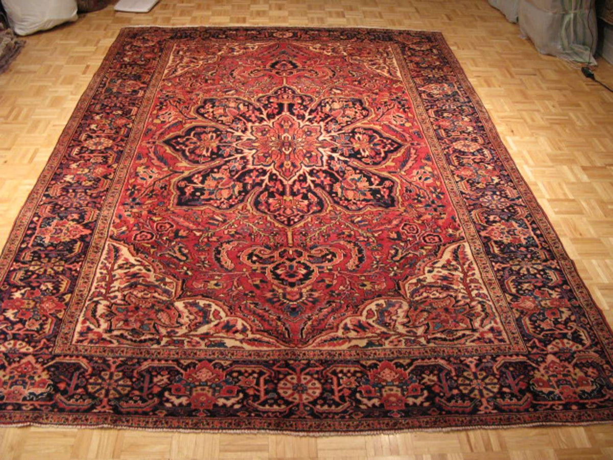 8' 2" x 11' 8" Persian Heriz Rug image 1