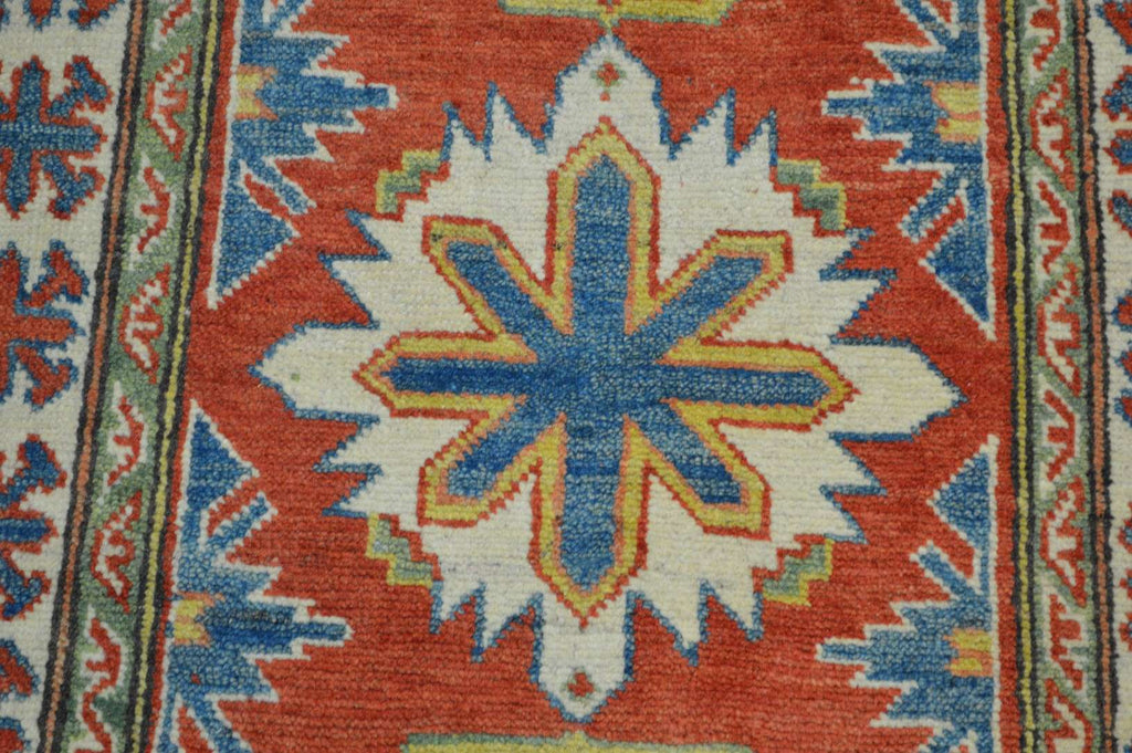 2' 8" x 4' 2" Pakistan Kazak Rug image 7